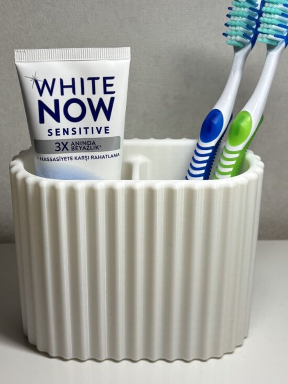 Ribbed Toothbrush Holder | 3D Printed Bathroom Organizer with Toothpaste Slot